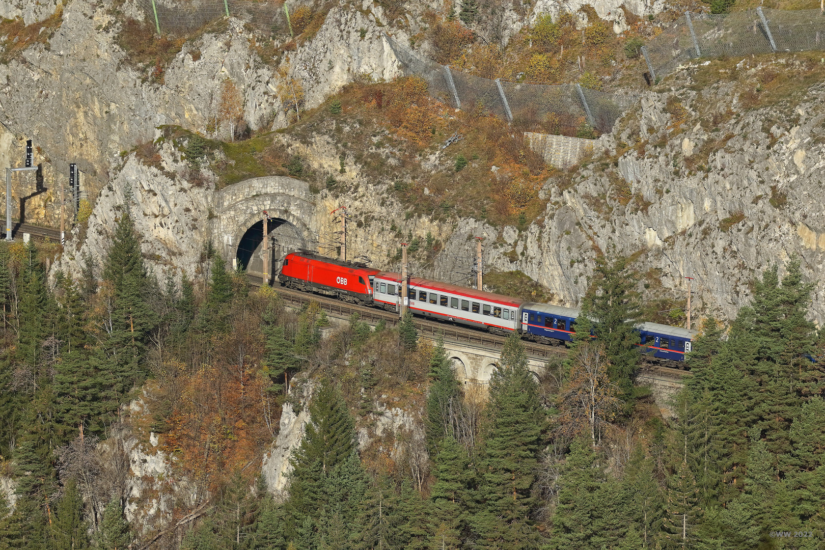 Der Kleine Krausel Tunnel