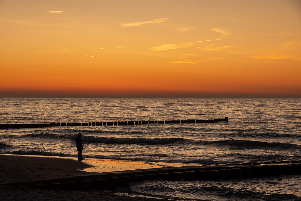 Der kleine Mann und das Meer