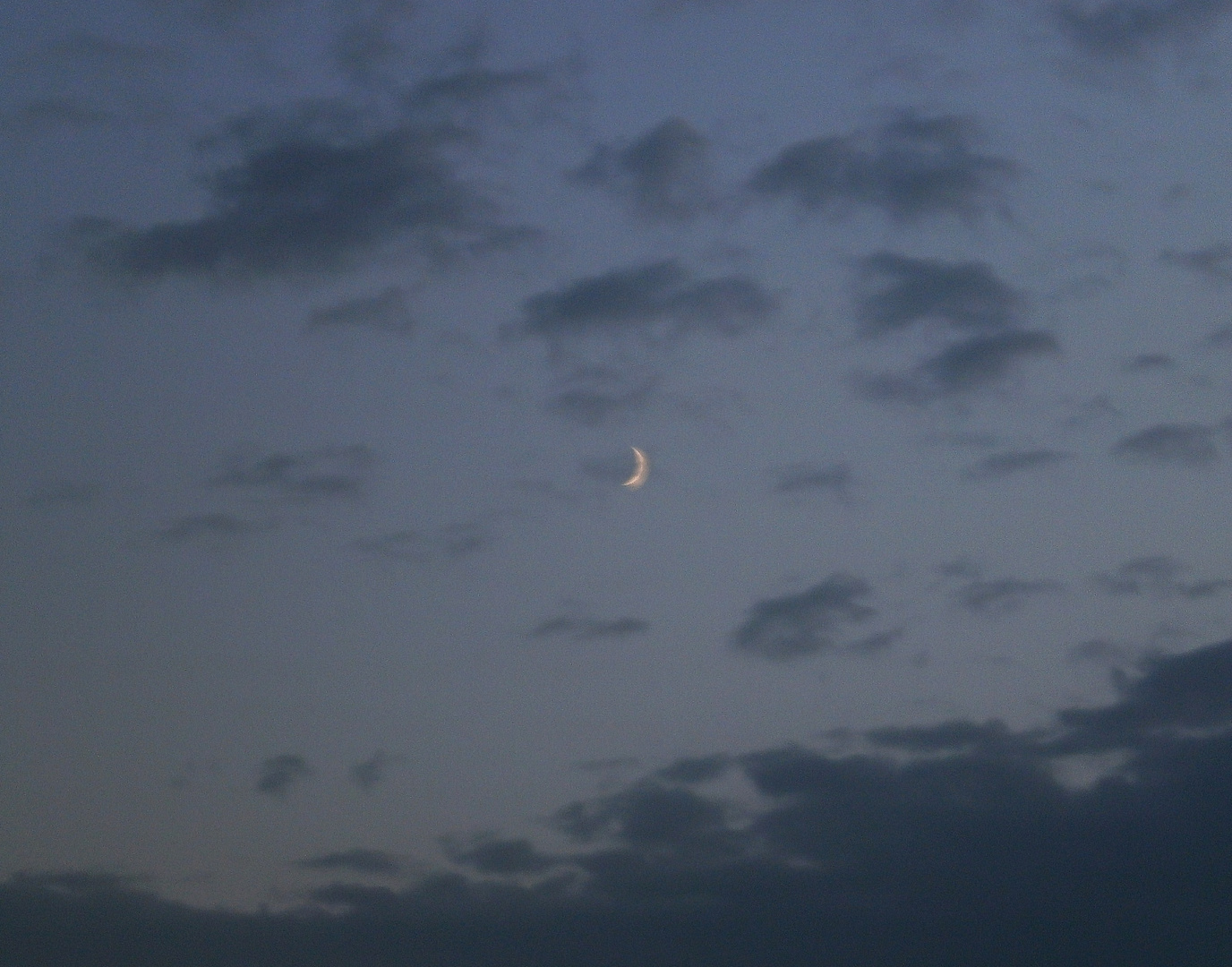 Der kleine Mond im großen Universum