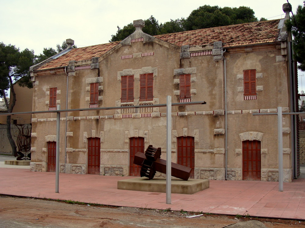 Der kleine Rot/Gelbe von Mallorca.03