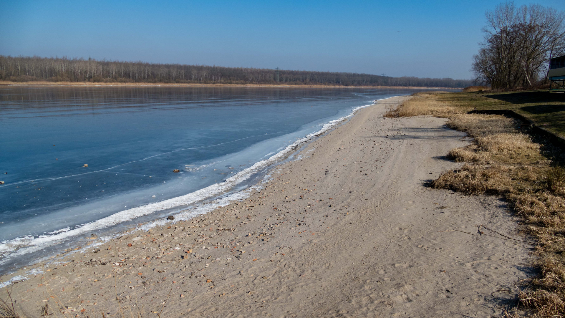 Der kleine Strand am Muldestausee Foto & Bild landschaft, bach, fluss