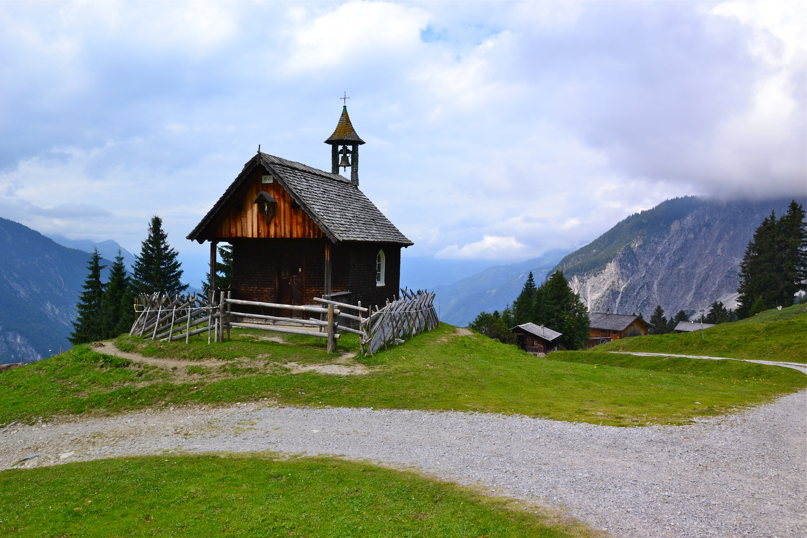 Der kleinen Kapelle auf dem R e l l s e c k …