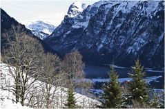 Der Klöntalersee im Winter