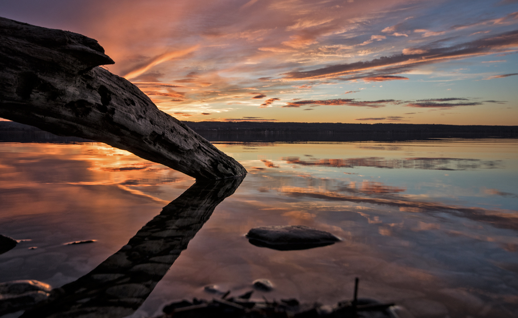 Der knallrote Ammersee