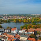 Der Knieperteich in Stralsund, umrahmt mit Herbstfarben...