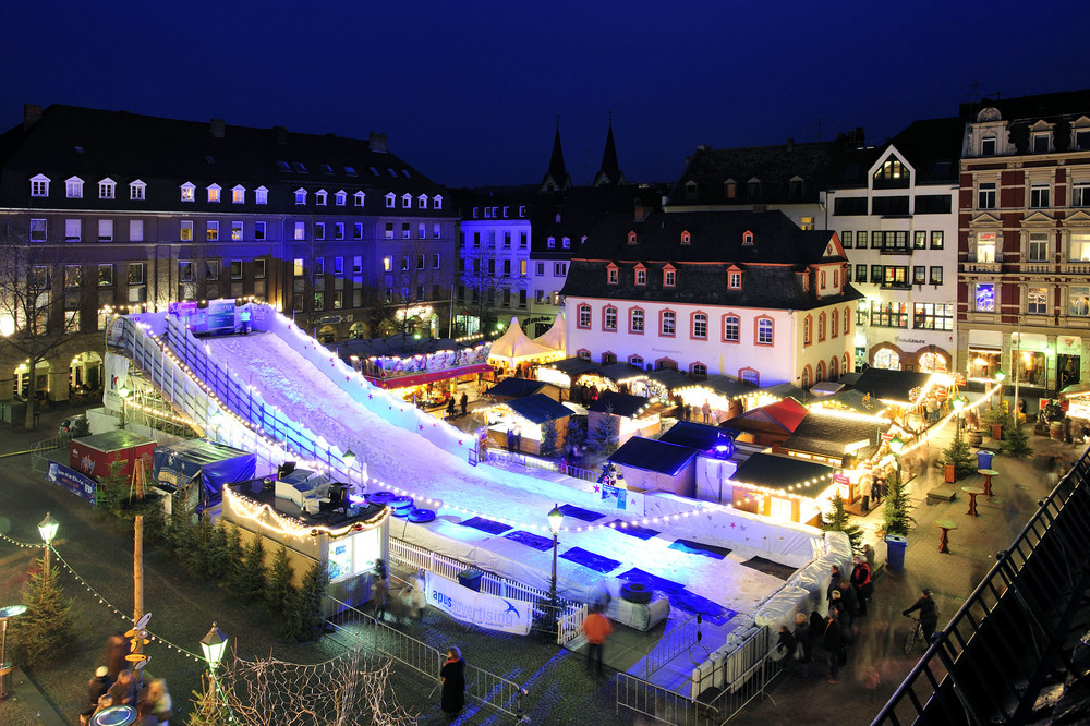 Der Koblenzer Weihnachtsmarkt auf dem Münzplatz Foto & Bild