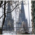 Der Köln Dom - mal hinter Gittern