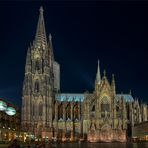 Der Kölner Dom ...