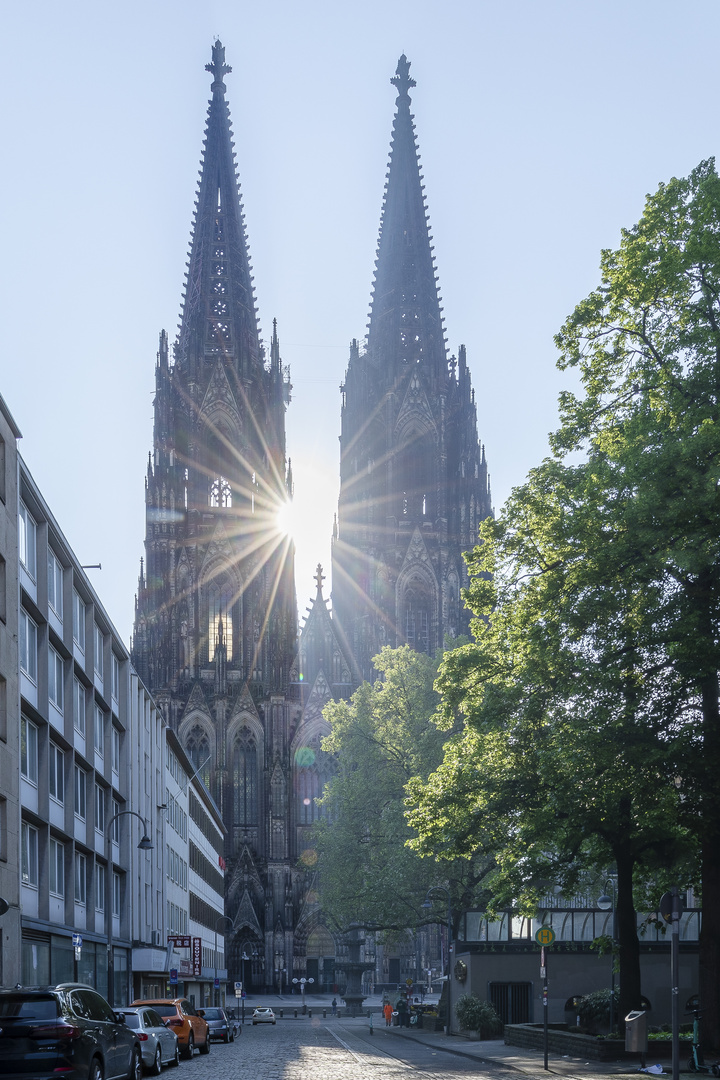 Der Kölner Dom ...