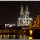Der Kölner Dom bei Nacht IV