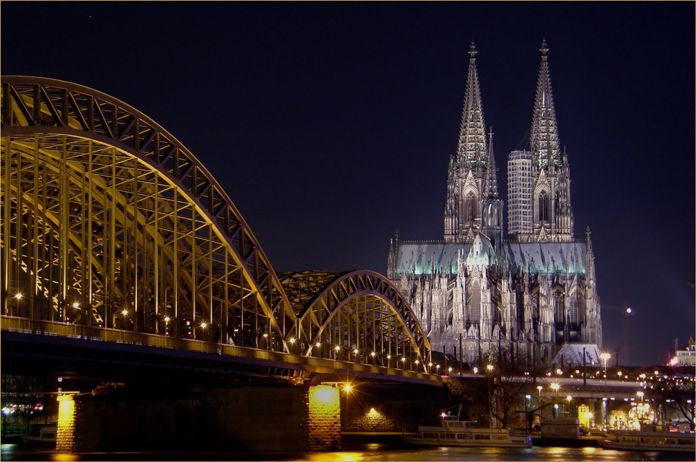 Der Kölner Dom, die 4.711.