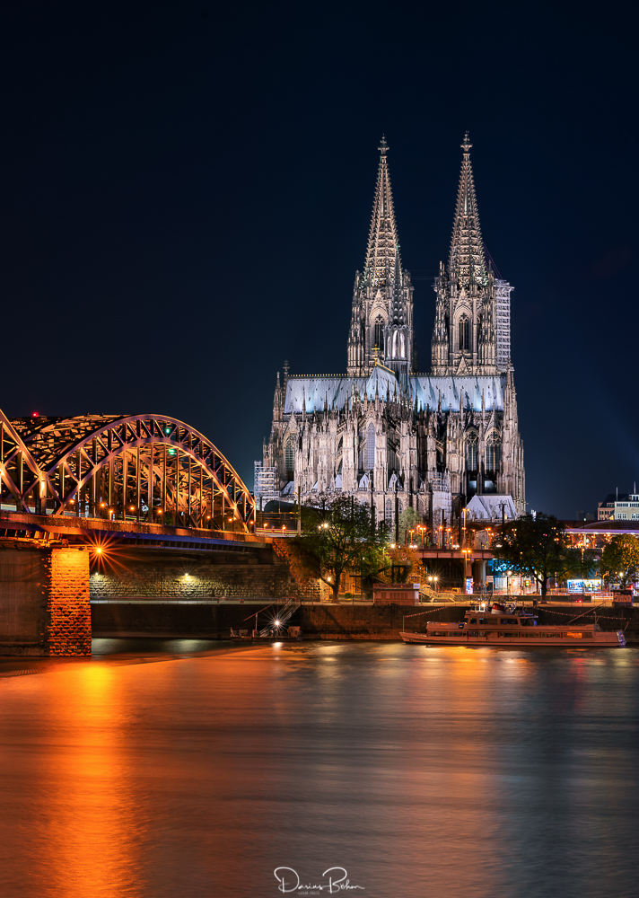 Der Kölner Dom - Hohe Domkirche Sankt Petrus