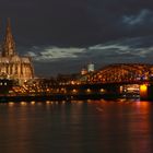 Der Kölner Dom in der Nacht