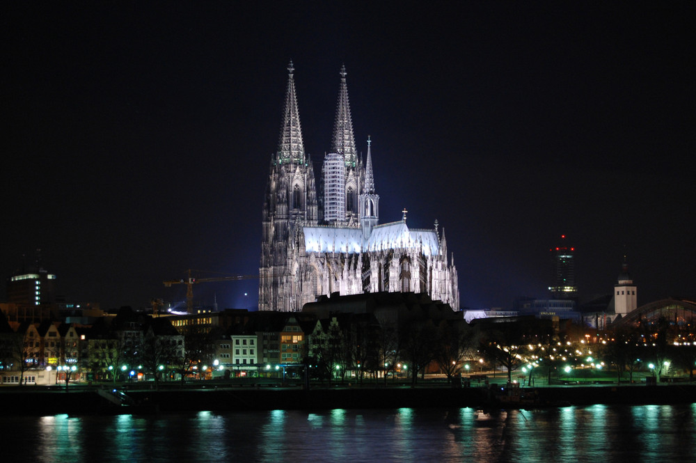 Der Kölner Dom @night