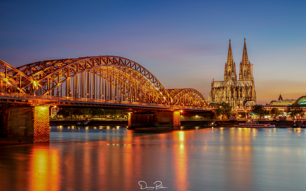 Der Kölner Dom und die Hohenzollernbrücke