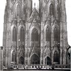 Der Kölner Dom und die KVB