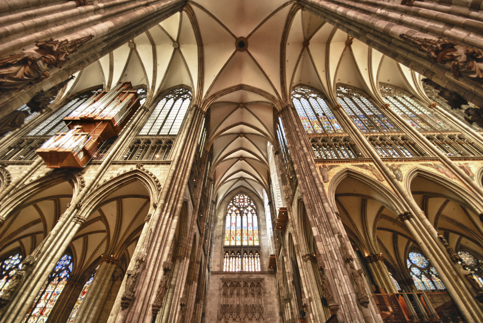 Der Kölner Dom von Innen