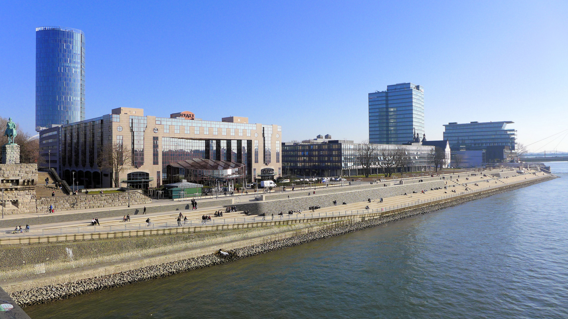 Der Kölner Rheinboulevard 2