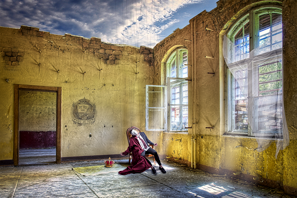 Der König ist tot, es lebe der König Foto & Bild fotomontage, composing , composing Bilder auf