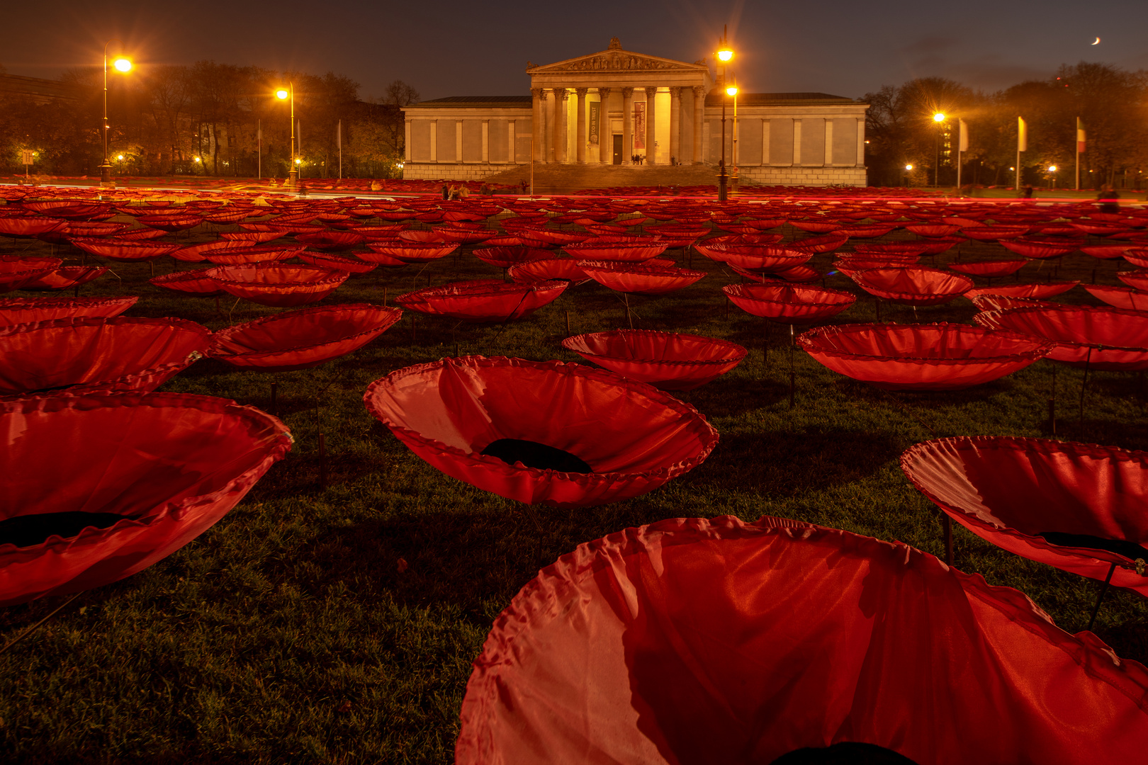 Der Königsplatz in München Ende November 2018