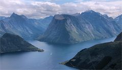 DER KONKORDIAPLATZ DER FJORDE