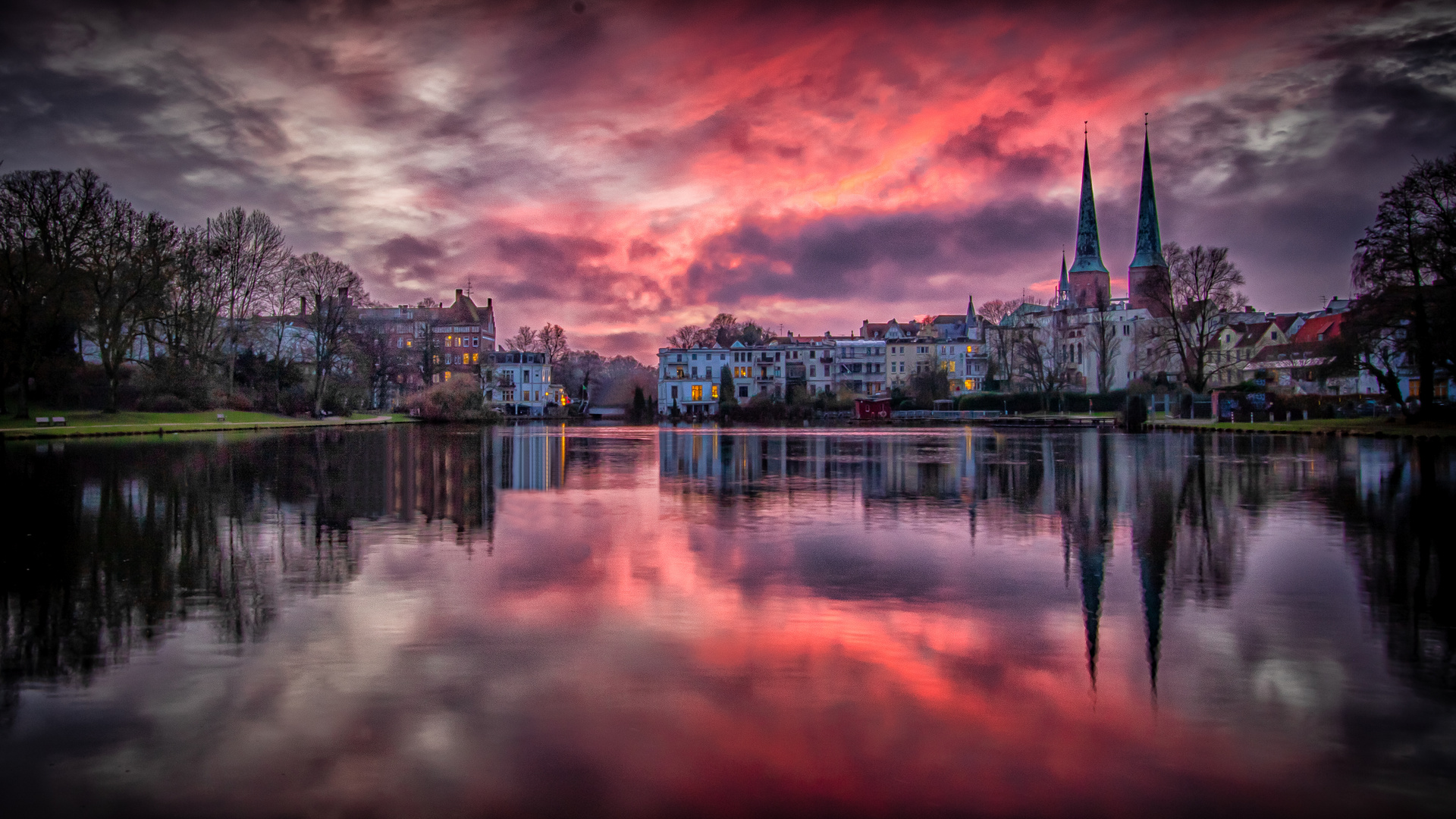 der Krähenteich im Abendrot