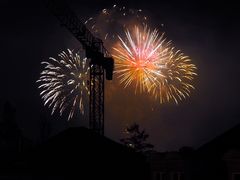 der Kran und das Feuerwerk-P7310264