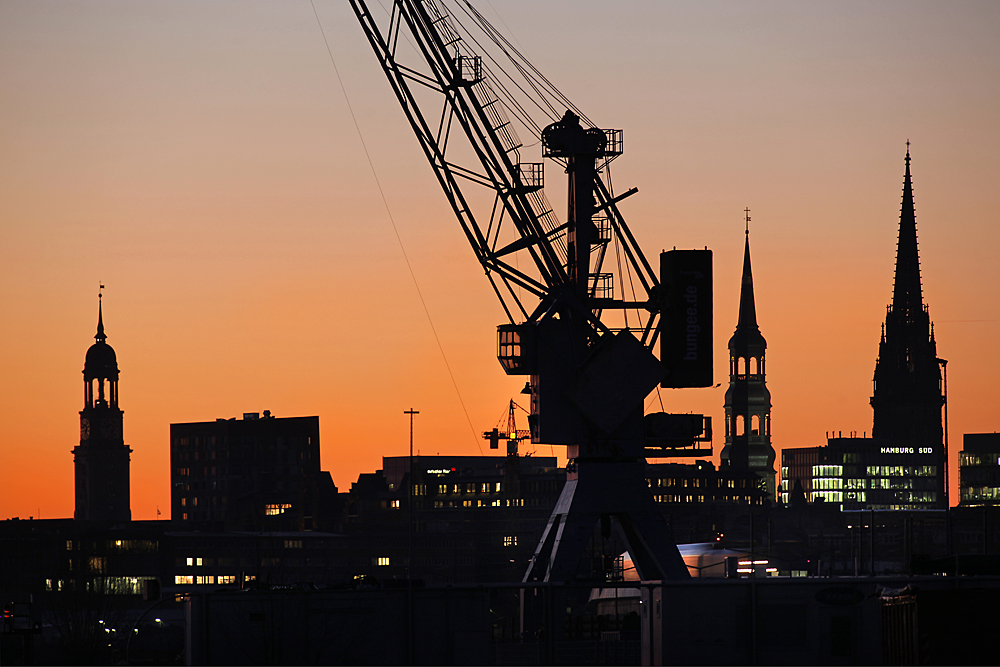 Der Kran vor Hamburg