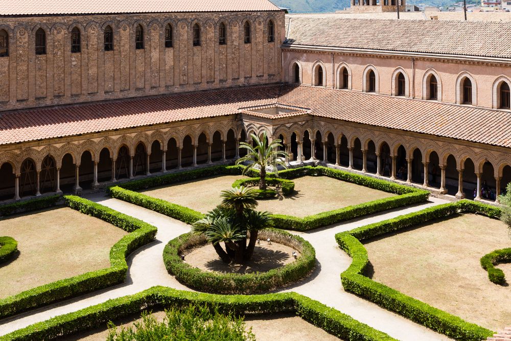 Der Kreuzgang des Doms von Monreale