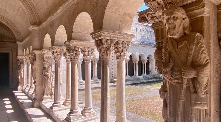 Der Kreuzgang St-Trophime 