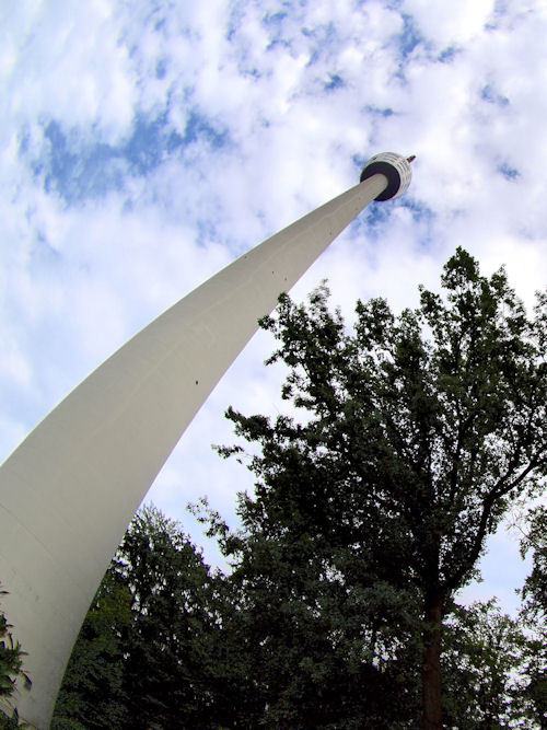 Der krumme Turm von Stuttgart