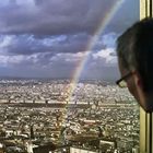 der künstler, seine stadt und der regenbogen