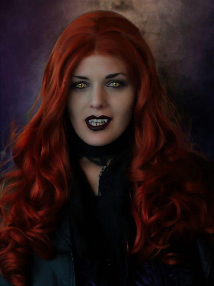 Der Kuss des Vampirs Foto &amp; Bild | mystik,gothic, gothic-portraits ...