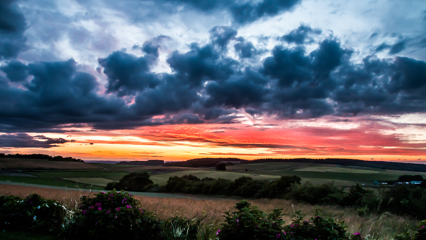 Der längste Tag - Dramatischer Sonnenuntergang