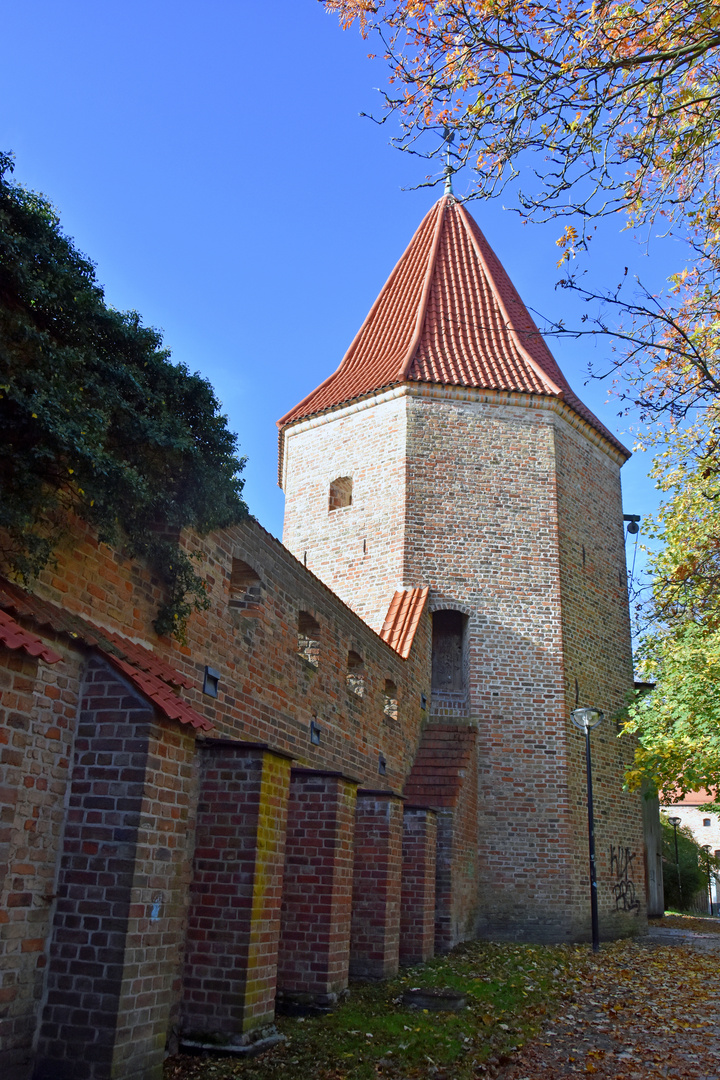 Der Lagebuschturm in Rostocks Altstadt
