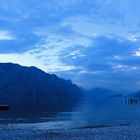 der lago di garda in blau