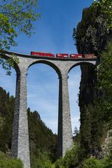 Der Landwasserviadukt der Albulabahn (2) (Archivbild 2015)