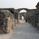 Der lange Korridor - Grotte di Catullo