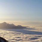 Der lange Schatten des Pilatus in der Abendsonne