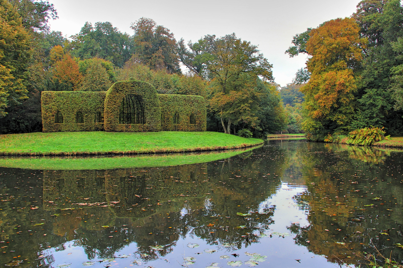 der Laubengang im Bürgerpark