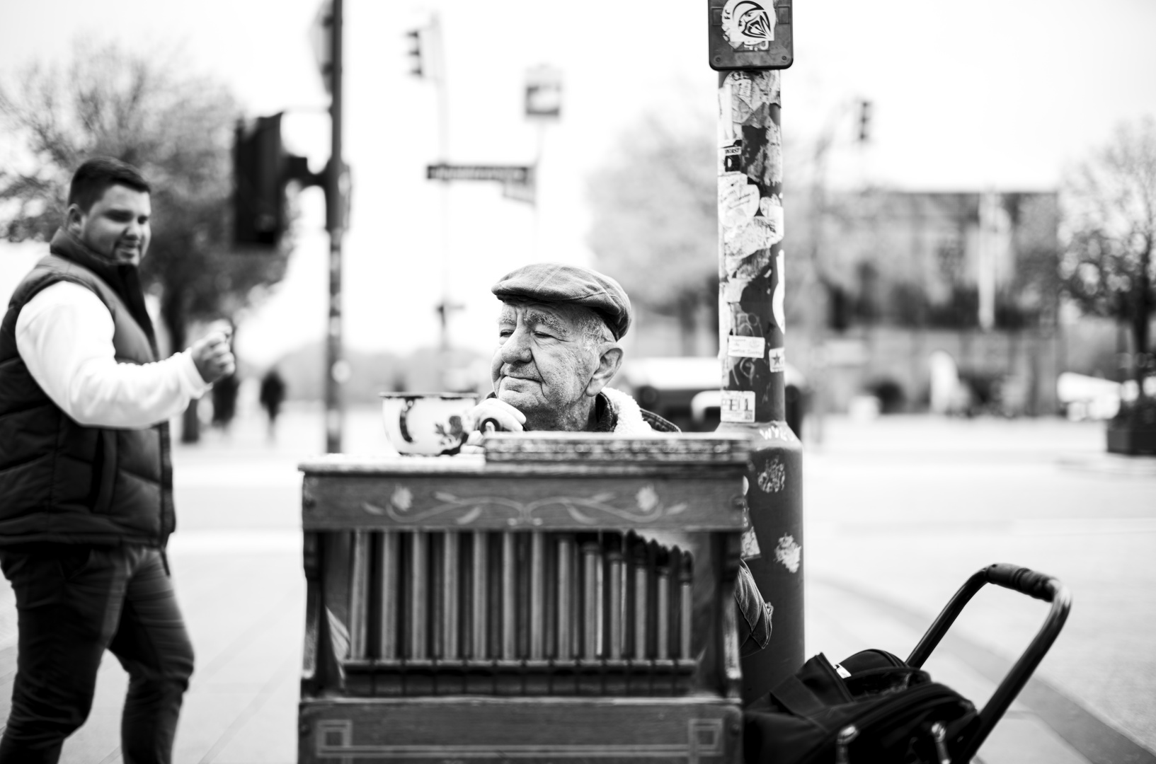Der Leierkastenmann Foto &amp; Bild | streetfotografie mit menschen ...