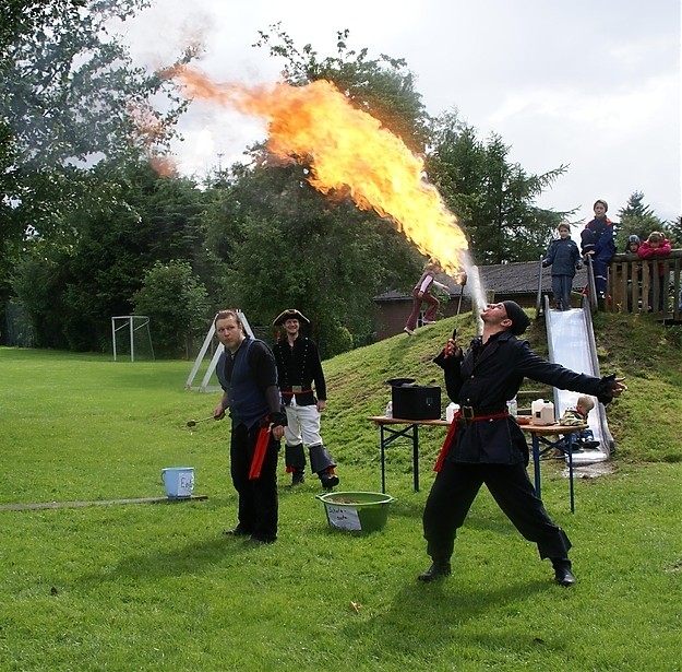 Der letzte Feuerstoß.