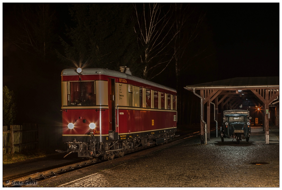 Der letzte Zug nach Zittau im Bahnhof Bertsdorf