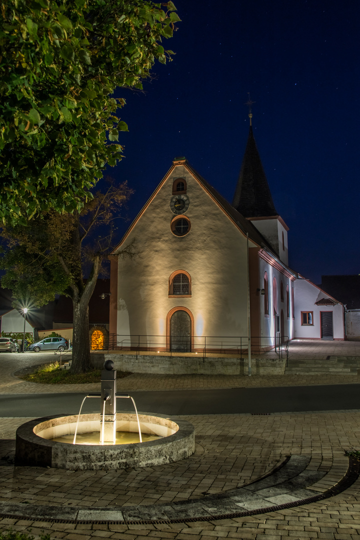 Der leuchtende Brunnen