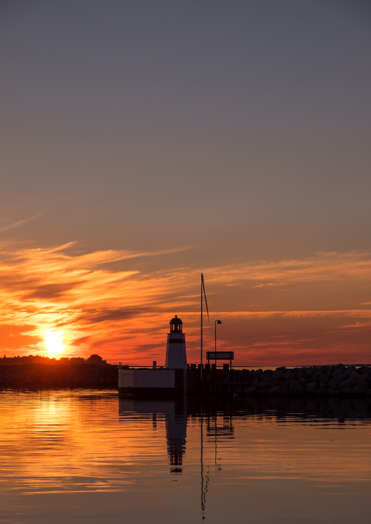 der Leuchtturm am Abend