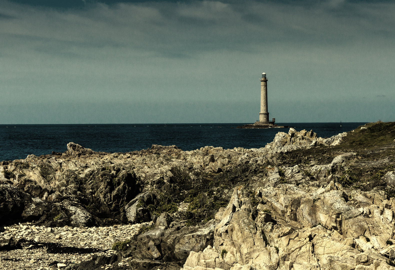 Der Leuchtturm an der Raz de Blanchard (Normandie)