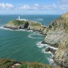 Der Leuchtturm auf der Insel South Stack vor Holy Island