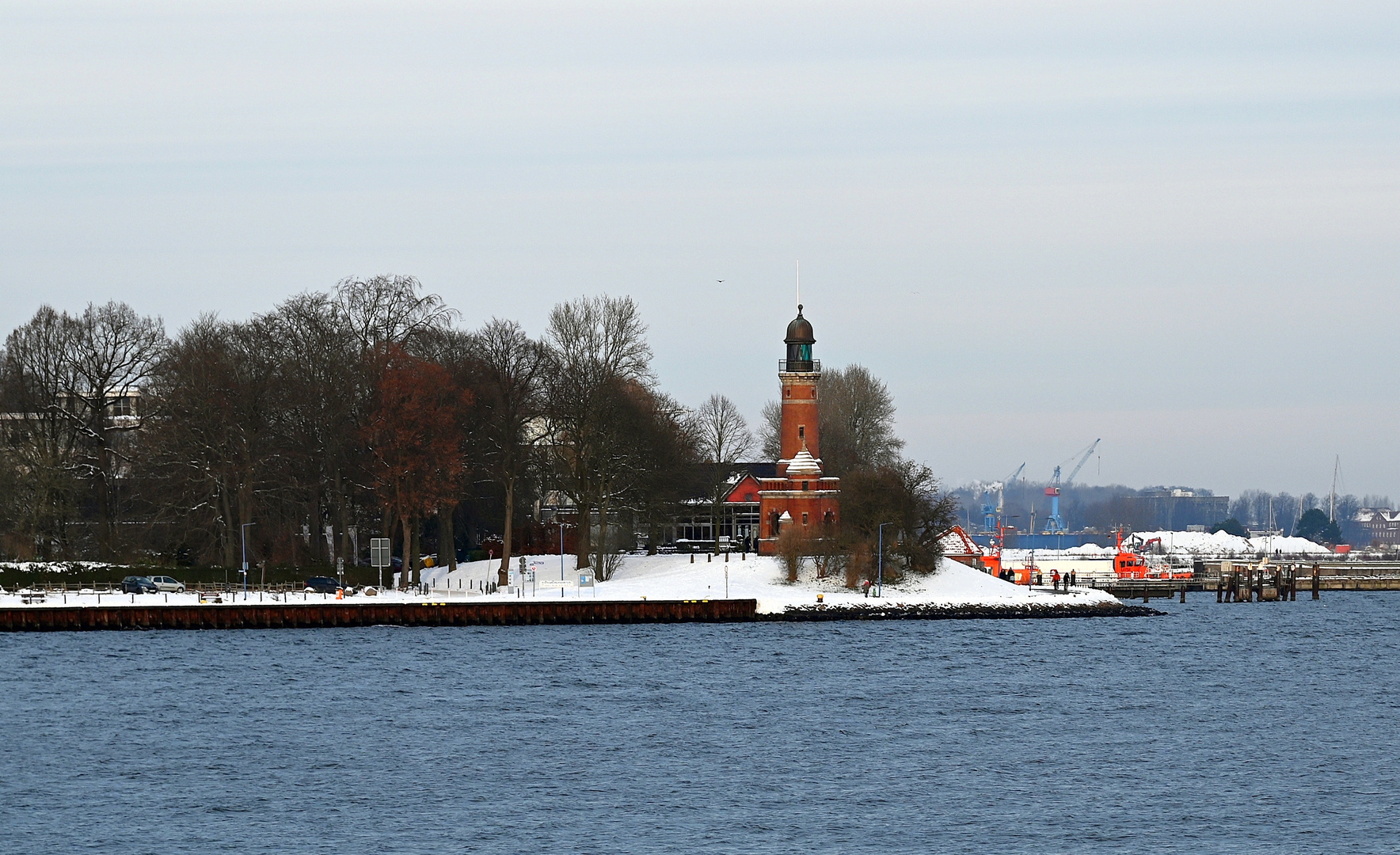 Der Leuchtturm Kiel-Holtenau im Dezember 2022