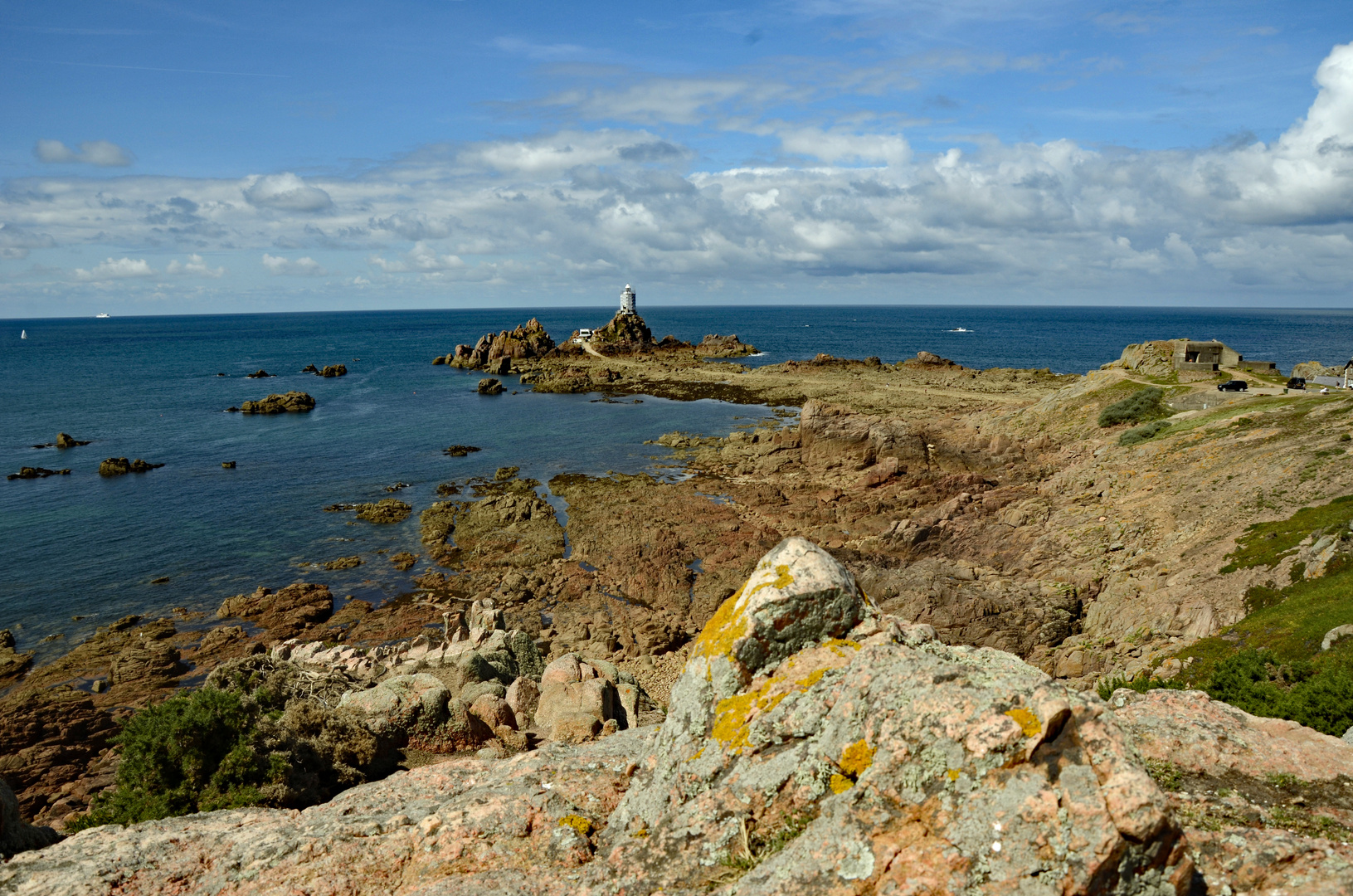 Der Leuchtturm "La Corbiere" auf Jersey