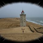 DER LEUCHTTURM RUPJERG KNUDEV VERSINKT IM SAND